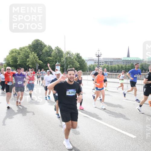 29.06.2025 - hella hamburg halbmarathon Jannik Wohlers http://msf.ph/oto/8152371 29.06.2025 10:42:02 Lombardsbrücke 1150, 1360, 1624, 1929, 1957, 1994, 2069, 2134, 2538, 2580, 3605, 3874, 4353, 4778, 4891, 4892, 5403, 5419, 5810, 6828, 7040, 7260, 7557, 7666, 8459, 8525, 8526, 8712, 8816, 9370, 9980, 10532, 10842, 10872, 10899, 11074, 11075, 11463, 11464, 11468, 11550, 11677, 12403, 12684, 12854, 12903, 12904, 13250, 13406, 13456, 13952, 13953, 14042, 14084, 14108, 14328, 14405, 14426, 14468, 14556, 14585, 14636, 14769, 15004, 15155, 15219, 15912, 15977, 16215, 16352 meine-sportfotos.de