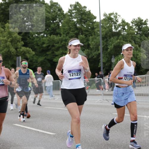 29.06.2025 - hella hamburg halbmarathon Jannik Wohlers http://msf.ph/oto/8152562 29.06.2025 10:52:31 Lombardsbrücke 2146, 2291, 2701, 2988, 3787, 4729, 6135, 6521, 7032, 7681, 7737, 8641, 9545, 10055, 10417, 10568, 10879, 10981, 11520, 11524, 11919, 12127, 12128, 12994, 14009, 14643, 14765, 14807, 14827, 14977, 14979, 15438, 15439, 15867, 16053, 16056, 16156, 16794, 16961, 18205 meine-sportfotos.de