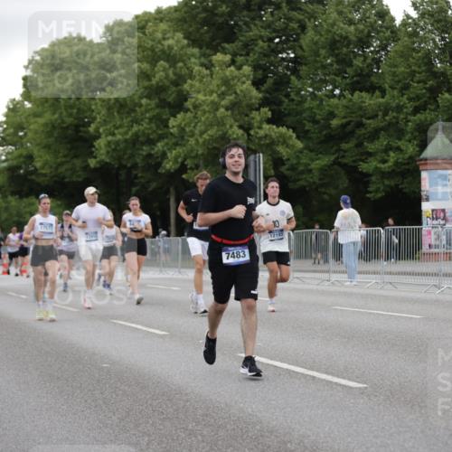 29.06.2025 - hella hamburg halbmarathon Jannik Wohlers http://msf.ph/oto/8153179 29.06.2025 10:52:49 Lombardsbrücke 2291, 2409, 4195, 4626, 5428, 6521, 7483, 7681, 8212, 8414, 9764, 10043, 10490, 10661, 11520, 11524, 12193, 12219, 12700, 13011, 13326, 13489, 13916, 13917, 14038, 14419, 14761, 16137, 17012, 17577, 17600, 18311, 18988 meine-sportfotos.de
