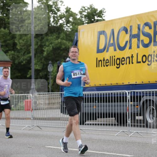 29.06.2025 - hella hamburg halbmarathon Jannik Wohlers http://msf.ph/oto/8153337 29.06.2025 10:53:00 Lombardsbrücke 1340, 1709, 1900, 1906, 1984, 2065, 2409, 3226, 4195, 4595, 5428, 5562, 5815, 6041, 6044, 7068, 7483, 7611, 7876, 8189, 8212, 8414, 8515, 8906, 9456, 9685, 9764, 9785, 10043, 10175, 10490, 11489, 11914, 12068, 12082, 12193, 12219, 12280, 12700, 13011, 13072, 13326, 13351, 14038, 14065, 14419, 14761, 15498, 16979, 17012, 17236, 17577, 17600, 18057, 18079, 18144, 18311, 18523, 18532, 18593 meine-sportfotos.de