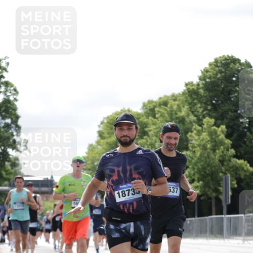 29.06.2025 - hella hamburg halbmarathon Jannik Wohlers http://msf.ph/oto/8153521 29.06.2025 10:15:50 Lombardsbrücke 1212, 1308, 1599, 2071, 2165, 2436, 2803, 2835, 3134, 3648, 4583, 4637, 4828, 5046, 5294, 7753, 8169, 8274, 8597, 8645, 9601, 9628, 9802, 9881, 10107, 10139, 10141, 10183, 10292, 10844, 10990, 11344, 11345, 12572, 13215, 13610, 15332, 15388, 15487, 15571, 15724, 16921, 17592, 17692, 17806, 18735, 19030 meine-sportfotos.de