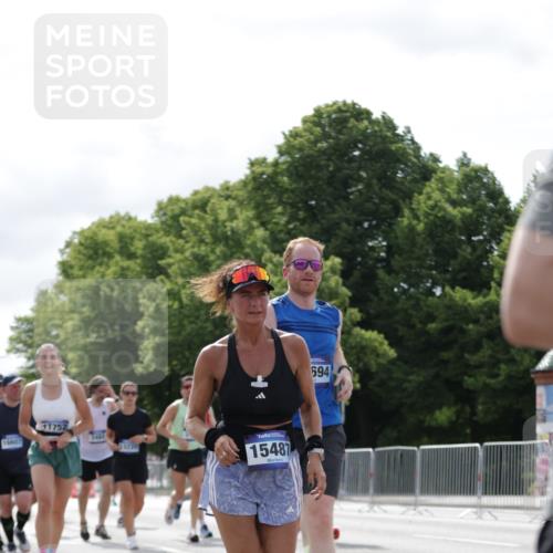 29.06.2025 - hella hamburg halbmarathon Jannik Wohlers http://msf.ph/oto/8153909 29.06.2025 10:16:02 Lombardsbrücke 1212, 1244, 1599, 3030, 3134, 3156, 3484, 3648, 3687, 4478, 4583, 4637, 5294, 6024, 6488, 7158, 7358, 7753, 8295, 8597, 8645, 8707, 8847, 9628, 9664, 9810, 9881, 10076, 10139, 10141, 10183, 10575, 11344, 11345, 11752, 12572, 12911, 13215, 13220, 13610, 13727, 13835, 14857, 15332, 15388, 15487, 16098, 16100, 16186, 16199, 16456, 16607, 16740, 16921, 17422, 17592, 17694, 17806, 17838, 17854, 17942 meine-sportfotos.de