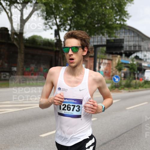 29.06.2025 - hella hamburg halbmarathon Yannick Fuchs http://msf.ph/oto/8153943 29.06.2025 10:11:24 20KM 45, 12673 meine-sportfotos.de