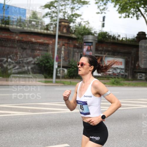 29.06.2025 - hella hamburg halbmarathon Yannick Fuchs http://msf.ph/oto/8153980 29.06.2025 10:11:31 20KM 45, 50 meine-sportfotos.de