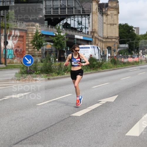 29.06.2025 - hella hamburg halbmarathon Yannick Fuchs http://msf.ph/oto/8154000 29.06.2025 10:11:51 20KM 50, 3944, 11409 meine-sportfotos.de