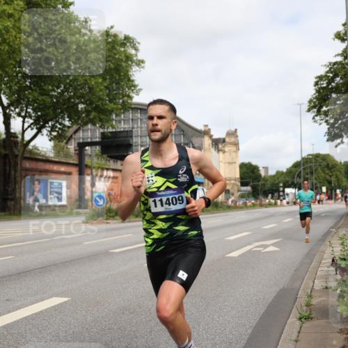 29.06.2025 - hella hamburg halbmarathon Yannick Fuchs http://msf.ph/oto/8154051 29.06.2025 10:12:08 20KM 3944, 11409, 11864 meine-sportfotos.de