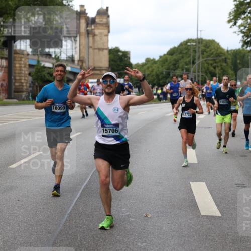 29.06.2025 - hella hamburg halbmarathon Yannick Fuchs http://msf.ph/oto/8154066 29.06.2025 10:37:51 20KM 3109, 3116, 3124, 3146, 3437, 3697, 3928, 4080, 4318, 6495, 7026, 7185, 7508, 7635, 8664, 9114, 10099, 10237, 10251, 10493, 11778, 12153, 12623, 12657, 12723, 12776, 13348, 13398, 13807, 13897, 14201, 14210, 14484, 14849, 15383, 15706, 15921, 15932, 16105, 16314, 16338, 16648, 16997, 17391, 17403, 18274, 18449, 18775, 19009, 19038, 19051, 19090, 19229 meine-sportfotos.de