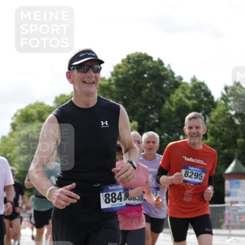 29.06.2025 - hella hamburg halbmarathon Jannik Wohlers http://msf.ph/oto/8154151 29.06.2025 10:16:06 Lombardsbrücke 1212, 1244, 1599, 1825, 2347, 2912, 3030, 3156, 3484, 3648, 3687, 4478, 4583, 5294, 6024, 6488, 7158, 7358, 7753, 8295, 8317, 8597, 8645, 8707, 8847, 8857, 9628, 9664, 9810, 10076, 10139, 10141, 10575, 11236, 11344, 11345, 11752, 12230, 12572, 12872, 12911, 13215, 13220, 13610, 13712, 13727, 13835, 13859, 14219, 14857, 15388, 16098, 16100, 16186, 16199, 16456, 16607, 16740, 17422, 17694, 17806, 17838, 17854, 17942 meine-sportfotos.de