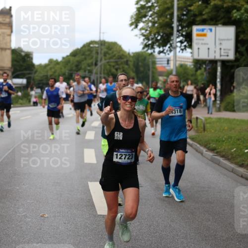 29.06.2025 - hella hamburg halbmarathon Yannick Fuchs http://msf.ph/oto/8154265 29.06.2025 10:37:53 20KM 3109, 3116, 3124, 3146, 3437, 3697, 3928, 4080, 4318, 5506, 6495, 7026, 7185, 7451, 7508, 7635, 8664, 9114, 10099, 10237, 10493, 11778, 12153, 12623, 12657, 12723, 12776, 13348, 13398, 13897, 14201, 14210, 14484, 14690, 14849, 15383, 15706, 15932, 16105, 16314, 16338, 16648, 16997, 17391, 17403, 18449, 18775, 19009, 19038, 19051, 19090, 19229 meine-sportfotos.de