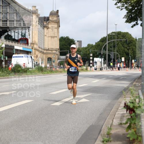 29.06.2025 - hella hamburg halbmarathon Yannick Fuchs http://msf.ph/oto/8154275 29.06.2025 10:13:03 20KM 4116, 18694 meine-sportfotos.de