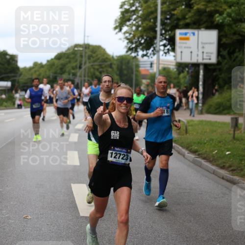 29.06.2025 - hella hamburg halbmarathon Yannick Fuchs http://msf.ph/oto/8154292 29.06.2025 10:37:53 20KM 3109, 3116, 3124, 3146, 3437, 3697, 3928, 4080, 4318, 5506, 6495, 7026, 7185, 7451, 7508, 7635, 8664, 9114, 10099, 10237, 10493, 11778, 12153, 12623, 12657, 12723, 12776, 13348, 13398, 13897, 14201, 14210, 14484, 14690, 14849, 15383, 15706, 15932, 16105, 16314, 16338, 16648, 16997, 17391, 17403, 18449, 18775, 19009, 19038, 19051, 19090, 19229 meine-sportfotos.de