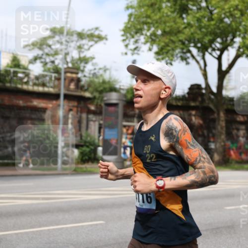 29.06.2025 - hella hamburg halbmarathon Yannick Fuchs http://msf.ph/oto/8154315 29.06.2025 10:13:05 20KM 4116, 18694 meine-sportfotos.de