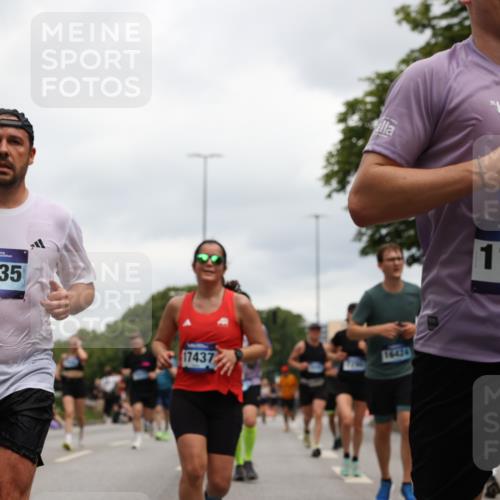 29.06.2025 - hella hamburg halbmarathon Yannick Fuchs http://msf.ph/oto/8154318 29.06.2025 10:57:49 20KM 1254, 1316, 1334, 1464, 2685, 4328, 5305, 5384, 7290, 8561, 9191, 10705, 10766, 11149, 11527, 11657, 11771, 12315, 12316, 12662, 13171, 13841, 14135, 14493, 15093, 15532, 15897, 16424, 16426, 16639, 16995, 17061, 17071, 17112, 17437, 17685, 17686, 17730, 17894, 18122, 18395, 18581, 18717 meine-sportfotos.de