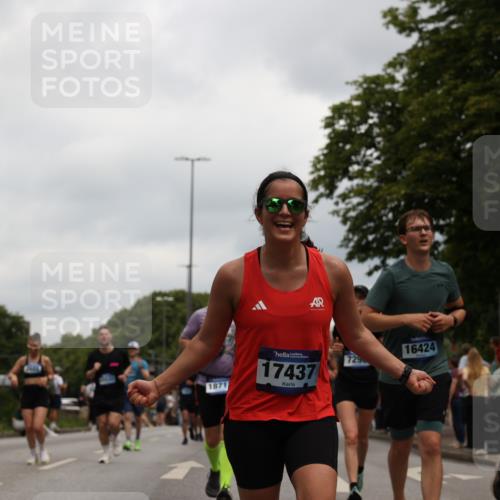 29.06.2025 - hella hamburg halbmarathon Yannick Fuchs http://msf.ph/oto/8154340 29.06.2025 10:57:50 20KM 1254, 1316, 1334, 1464, 2685, 4328, 5305, 5384, 7290, 8561, 9191, 10705, 10766, 11149, 11527, 11657, 11771, 12315, 12316, 12662, 13171, 13542, 13841, 14135, 14493, 15093, 15532, 15897, 16424, 16426, 16639, 16995, 17061, 17071, 17112, 17437, 17685, 17686, 17730, 18395, 18581, 18717 meine-sportfotos.de