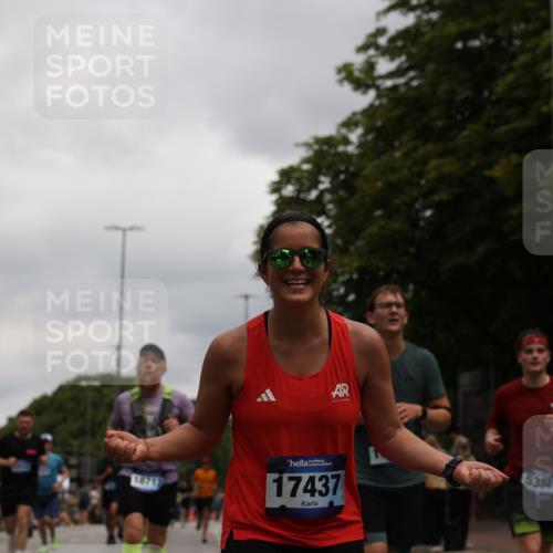 29.06.2025 - hella hamburg halbmarathon Yannick Fuchs http://msf.ph/oto/8154375 29.06.2025 10:57:50 20KM 1254, 1316, 1334, 1464, 2685, 4328, 5305, 5384, 7290, 8561, 9191, 10705, 10766, 11149, 11527, 11657, 11771, 12315, 12316, 12662, 13171, 13542, 13841, 14135, 14493, 15093, 15532, 15897, 16424, 16426, 16639, 16995, 17061, 17071, 17112, 17437, 17685, 17686, 17730, 18395, 18581, 18717 meine-sportfotos.de
