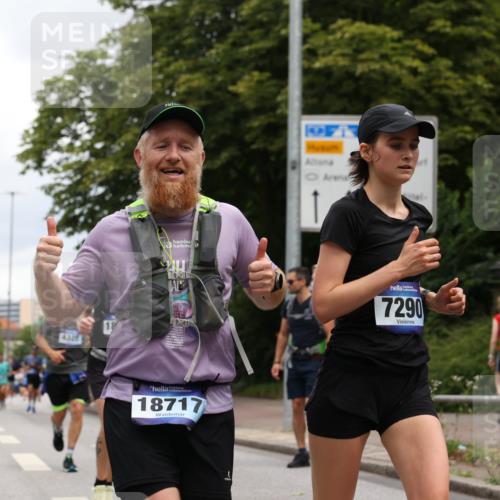 29.06.2025 - hella hamburg halbmarathon Yannick Fuchs http://msf.ph/oto/8154512 29.06.2025 10:57:52 20KM 1254, 1334, 1464, 2685, 4328, 5305, 5384, 7042, 7290, 8561, 9191, 10705, 10766, 11149, 11527, 11657, 11771, 12315, 12316, 12662, 13171, 13542, 13841, 14135, 14493, 15093, 15532, 15897, 16424, 16426, 16639, 16995, 17061, 17071, 17112, 17150, 17437, 17685, 17686, 17730, 18395, 18581, 18717 meine-sportfotos.de