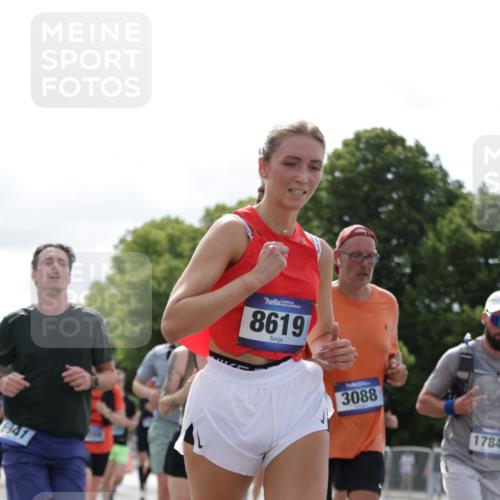 29.06.2025 - hella hamburg halbmarathon Jannik Wohlers http://msf.ph/oto/8154541 29.06.2025 10:16:22 Lombardsbrücke 1117, 1240, 1403, 1602, 1825, 2347, 2912, 3088, 3176, 3450, 5036, 5037, 6328, 6488, 6742, 6941, 6948, 7360, 7924, 8317, 8619, 8857, 9091, 9208, 9332, 9492, 9664, 9676, 9891, 10076, 10232, 10314, 10317, 10320, 10926, 11236, 11335, 11428, 11442, 12230, 12297, 12417, 12872, 12911, 13114, 13365, 13712, 13851, 13859, 14219, 14646, 15381, 15658, 15713, 15861, 16098, 16100, 16376, 16709, 16856, 17449, 17527, 17604, 17845, 17857, 18245 meine-sportfotos.de