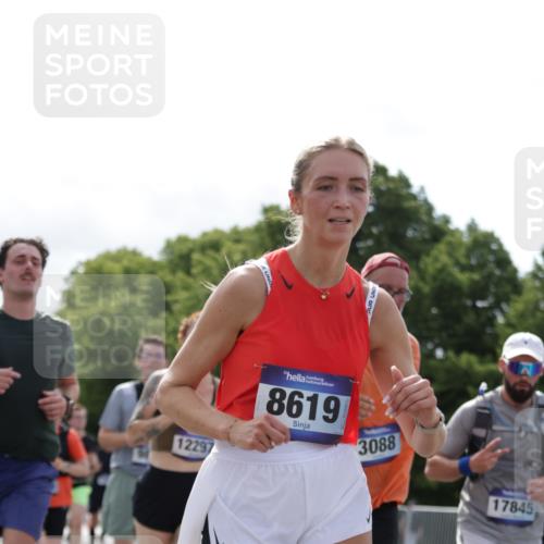 29.06.2025 - hella hamburg halbmarathon Jannik Wohlers http://msf.ph/oto/8154557 29.06.2025 10:16:22 Lombardsbrücke 1117, 1240, 1403, 1602, 1825, 2347, 2912, 3088, 3176, 3450, 5036, 5037, 6328, 6488, 6742, 6941, 6948, 7360, 7924, 8317, 8619, 8857, 9091, 9208, 9332, 9492, 9664, 9676, 9891, 10076, 10232, 10314, 10317, 10320, 10926, 11236, 11335, 11428, 11442, 12230, 12297, 12417, 12872, 12911, 13114, 13365, 13712, 13851, 13859, 14219, 14646, 15381, 15658, 15713, 15861, 16098, 16100, 16376, 16709, 16856, 17449, 17527, 17604, 17845, 17857, 18245 meine-sportfotos.de