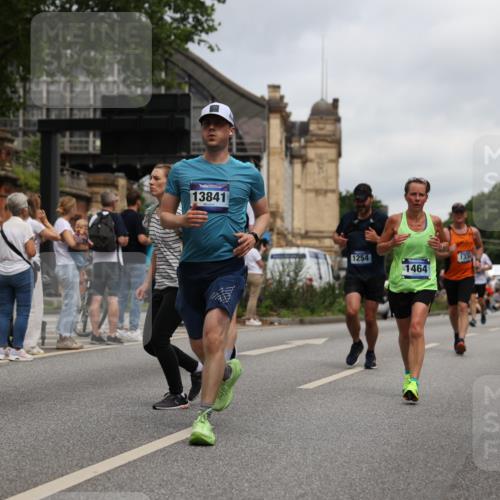 29.06.2025 - hella hamburg halbmarathon Yannick Fuchs http://msf.ph/oto/8154632 29.06.2025 10:57:56 20KM 1254, 1334, 1464, 2685, 2810, 4328, 5384, 7042, 7290, 7907, 8561, 9191, 10705, 11149, 11657, 11771, 12315, 12662, 13171, 13503, 13542, 13841, 14135, 14225, 14493, 15093, 15532, 15897, 16424, 16995, 17061, 17112, 17150, 17437, 17533, 17685, 17686, 17730, 18395, 18581, 18717 meine-sportfotos.de