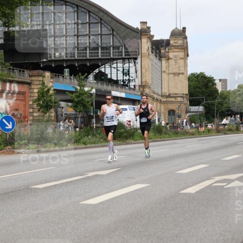 29.06.2025 - hella hamburg halbmarathon Yannick Fuchs http://msf.ph/oto/8154865 29.06.2025 10:14:32 20KM 53, 2144, 6380, 11342 meine-sportfotos.de