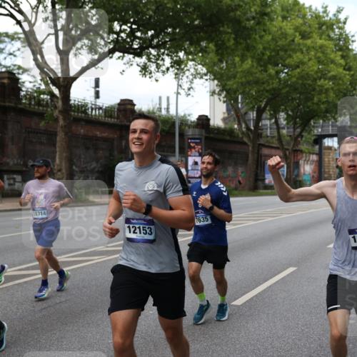 29.06.2025 - hella hamburg halbmarathon Yannick Fuchs http://msf.ph/oto/8154958 29.06.2025 10:37:58 20KM 3109, 3116, 3124, 3146, 3437, 3697, 3928, 4080, 5506, 6495, 7026, 7093, 7185, 7451, 7508, 7635, 8664, 9043, 9114, 9931, 10237, 10246, 10493, 11648, 11778, 11848, 12153, 12327, 12438, 12623, 12657, 12776, 13348, 13398, 13897, 14201, 14210, 14484, 14690, 14849, 15383, 15932, 16105, 16314, 16338, 16648, 16720, 16997, 17391, 17403, 17516, 18449, 18678, 18775, 19038, 19051, 19090, 19229 meine-sportfotos.de