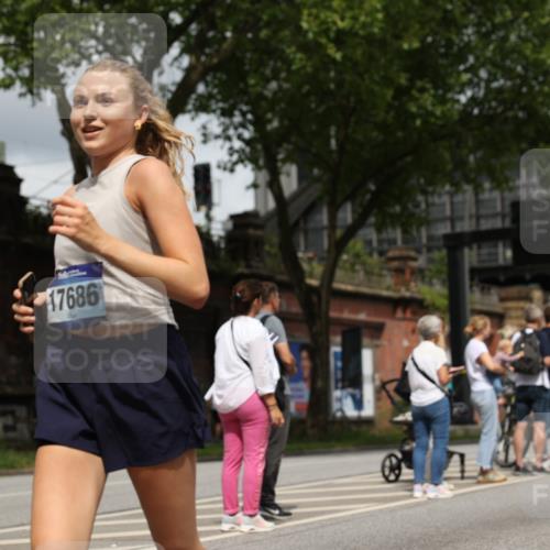 29.06.2025 - hella hamburg halbmarathon Yannick Fuchs http://msf.ph/oto/8154992 29.06.2025 10:58:06 20KM 1254, 1334, 1464, 2810, 3919, 7042, 7907, 8561, 8810, 8890, 9191, 11149, 12479, 13503, 13542, 13841, 14225, 14970, 15093, 15698, 15797, 16594, 16995, 17061, 17112, 17150, 17533, 17685, 17686, 17730, 18395, 18581 meine-sportfotos.de