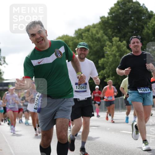 29.06.2025 - hella hamburg halbmarathon Jannik Wohlers http://msf.ph/oto/8155042 29.06.2025 10:16:39 Lombardsbrücke 1137, 1298, 1331, 1348, 1356, 1553, 1602, 2225, 2908, 3210, 3622, 5390, 5929, 5930, 5995, 7114, 7115, 7257, 7345, 7360, 7376, 7924, 7928, 8263, 8513, 8558, 8983, 9647, 10165, 10314, 10317, 10320, 10735, 10926, 11410, 12043, 12100, 12252, 12289, 12640, 13206, 13605, 14597, 14646, 15140, 15381, 15564, 15613, 15713, 16447, 16459, 16704, 16709, 16817, 17010, 17449, 17527, 17661, 17741, 17984, 18108, 18571 meine-sportfotos.de