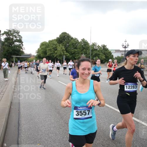 29.06.2025 - hella hamburg halbmarathon Jannik Wohlers http://msf.ph/oto/8155187 29.06.2025 10:53:38 Lombardsbrücke 1017, 1263, 1687, 1744, 1779, 1789, 2079, 2372, 2600, 2761, 2854, 3079, 3187, 3188, 3249, 3465, 3467, 3557, 4323, 4685, 4838, 5430, 5804, 5898, 5964, 6192, 6468, 6583, 6988, 7614, 8867, 8924, 9138, 9203, 9503, 9572, 11390, 11472, 11769, 11830, 12283, 12429, 12611, 12898, 13034, 13350, 13368, 13850, 14171, 14177, 14386, 14416, 14596, 14665, 15191, 15318, 15791, 16691, 16839, 16888, 16930, 17309, 17487, 17622, 18348, 18365, 18904, 19019 meine-sportfotos.de