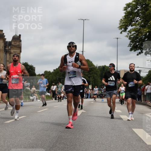 29.06.2025 - hella hamburg halbmarathon Yannick Fuchs http://msf.ph/oto/8155255 29.06.2025 10:58:12 20KM 1254, 1334, 2810, 3919, 4542, 6100, 7042, 7907, 8171, 8810, 8890, 9680, 9816, 10694, 11960, 12479, 12646, 13503, 13542, 13901, 14225, 14822, 14970, 15093, 15698, 15797, 16594, 16753, 17112, 17150, 17533, 17685, 17686, 18321, 18395, 18581, 18739, 19240 meine-sportfotos.de