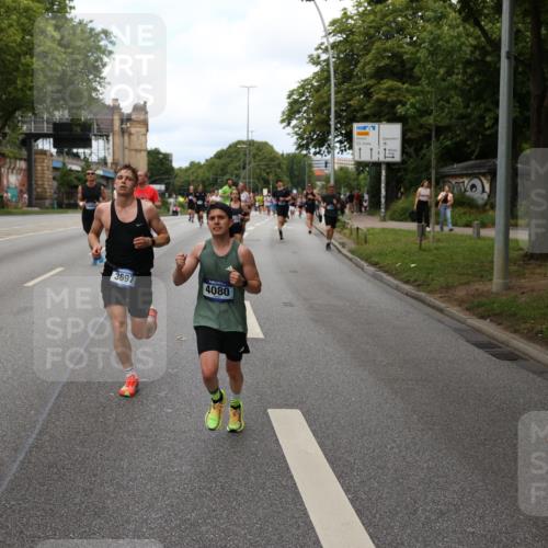 29.06.2025 - hella hamburg halbmarathon Yannick Fuchs http://msf.ph/oto/8155358 29.06.2025 10:38:02 20KM 3109, 3116, 3124, 3146, 3437, 3697, 3928, 4080, 5506, 5692, 6495, 7093, 7185, 7451, 8664, 9043, 9114, 9931, 10237, 10246, 10493, 11153, 11648, 11778, 11848, 12327, 12438, 12623, 12657, 12776, 13348, 13897, 14690, 15383, 15932, 16105, 16648, 16720, 16997, 17391, 17403, 17516, 18678, 18775, 19038, 19051, 19090 meine-sportfotos.de