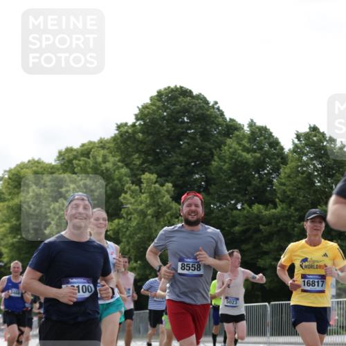 29.06.2025 - hella hamburg halbmarathon Jannik Wohlers http://msf.ph/oto/8155360 29.06.2025 10:16:47 Lombardsbrücke 1083, 1137, 1298, 1331, 1348, 1356, 1477, 1553, 2225, 2908, 3210, 3464, 3466, 3622, 5023, 5390, 5929, 5930, 5995, 6126, 6128, 6522, 7257, 7345, 7376, 7445, 7647, 7945, 8253, 8263, 8558, 8983, 9152, 9259, 9647, 10165, 10377, 10460, 10592, 10735, 11102, 12042, 12043, 12100, 12166, 13605, 14199, 14597, 14950, 15140, 15293, 15465, 16447, 16704, 16817, 17010, 17058, 17661, 17741, 17984, 18108, 18344, 18571 meine-sportfotos.de