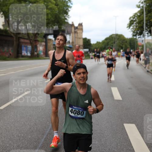 29.06.2025 - hella hamburg halbmarathon Yannick Fuchs http://msf.ph/oto/8155409 29.06.2025 10:38:03 20KM 3109, 3116, 3124, 3146, 3437, 3697, 3928, 4080, 5506, 5692, 6495, 7093, 7185, 7451, 8664, 8900, 9043, 9114, 9931, 10237, 10246, 10493, 11153, 11648, 11778, 11848, 12327, 12438, 12623, 12657, 12776, 13348, 13897, 14690, 15383, 15932, 16105, 16648, 16720, 16997, 17391, 17403, 17516, 18678, 18775, 19038, 19051, 19090 meine-sportfotos.de
