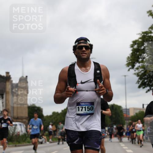 29.06.2025 - hella hamburg halbmarathon Yannick Fuchs http://msf.ph/oto/8155427 29.06.2025 10:58:14 20KM 1334, 2810, 3919, 4542, 6100, 7042, 7907, 8171, 8810, 8890, 9680, 9816, 10694, 11960, 12479, 12646, 13503, 13542, 13901, 14225, 14822, 14970, 15698, 15797, 16594, 16753, 17112, 17150, 17533, 17685, 17686, 18321, 18395, 18581, 18739, 19240 meine-sportfotos.de