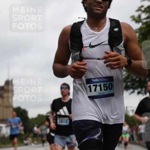 29.06.2025 - hella hamburg halbmarathon Yannick Fuchs http://msf.ph/oto/8155468 29.06.2025 10:58:14 20KM 1334, 2810, 3919, 4542, 6100, 7042, 7907, 8171, 8810, 8890, 9680, 9816, 10694, 11960, 12479, 12646, 13503, 13542, 13901, 14225, 14822, 14970, 15698, 15797, 16594, 16753, 17112, 17150, 17533, 17685, 17686, 18321, 18395, 18581, 18739, 19240 meine-sportfotos.de