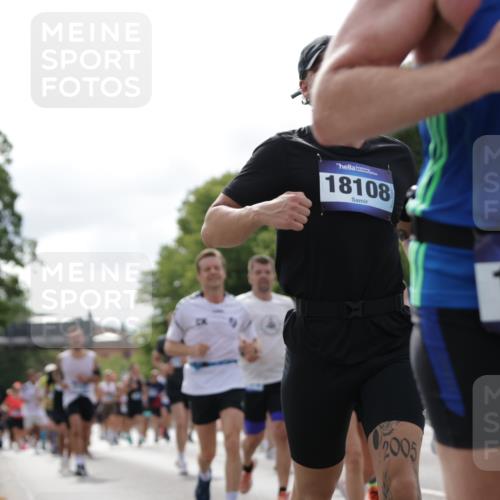 29.06.2025 - hella hamburg halbmarathon Jannik Wohlers http://msf.ph/oto/8155524 29.06.2025 10:16:49 Lombardsbrücke 1083, 1137, 1298, 1348, 1356, 1477, 1553, 2908, 3210, 3464, 3466, 3622, 5023, 5390, 5929, 5930, 5995, 6126, 6128, 6522, 7345, 7445, 7647, 7945, 8253, 8433, 8558, 8983, 9152, 9259, 9647, 10377, 10460, 10592, 10735, 11102, 12042, 12043, 12100, 12166, 13605, 14199, 14950, 15140, 15293, 15465, 16447, 16704, 16817, 17010, 17058, 17661, 17741, 17984, 18108, 18344, 18526, 18571 meine-sportfotos.de