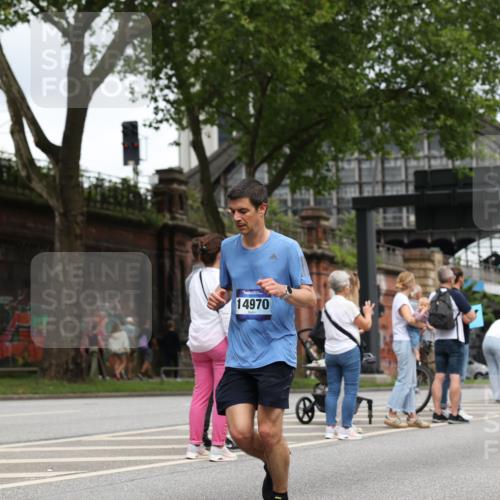 29.06.2025 - hella hamburg halbmarathon Yannick Fuchs http://msf.ph/oto/8155662 29.06.2025 10:58:18 20KM 2463, 2810, 3919, 4542, 6100, 7042, 7474, 7907, 8171, 8810, 8890, 9254, 9680, 9816, 10694, 11960, 12479, 12646, 13503, 13542, 13901, 14225, 14822, 14970, 15698, 15797, 16594, 16753, 17112, 17150, 17533, 18321, 18395, 18440, 18739, 19240 meine-sportfotos.de