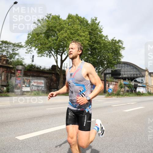 29.06.2025 - hella hamburg halbmarathon Yannick Fuchs http://msf.ph/oto/8155666 29.06.2025 10:16:05 20KM 11210, 12373, 12678, 14302, 14360, 15526, 19075 meine-sportfotos.de
