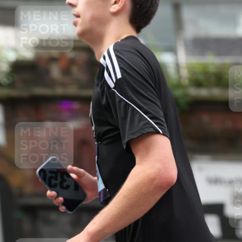 29.06.2025 - hella hamburg halbmarathon Yannick Fuchs http://msf.ph/oto/8155699 29.06.2025 10:58:18 20KM 2463, 2810, 3919, 4542, 6100, 7042, 7474, 7907, 8171, 8810, 8890, 9254, 9680, 9816, 10694, 11960, 12479, 12646, 13503, 13542, 13901, 14225, 14822, 14970, 15698, 15797, 16594, 16753, 17112, 17150, 17533, 18321, 18395, 18440, 18739, 19240 meine-sportfotos.de