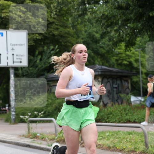 29.06.2025 - hella hamburg halbmarathon Yannick Fuchs http://msf.ph/oto/8155739 29.06.2025 10:58:20 20KM 2463, 2810, 3919, 4542, 6100, 7042, 7474, 7907, 8171, 8810, 8890, 9254, 9680, 9816, 10694, 11960, 12479, 12646, 13503, 13542, 13901, 14225, 14822, 14970, 15698, 15797, 16455, 16594, 16753, 17150, 17533, 18321, 18440, 18739, 19240 meine-sportfotos.de