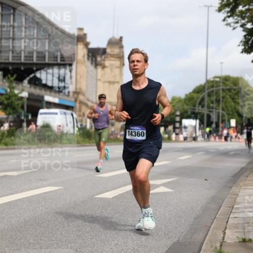 29.06.2025 - hella hamburg halbmarathon Yannick Fuchs http://msf.ph/oto/8155774 29.06.2025 10:16:22 20KM 6530, 11210, 12373, 14360, 14717, 14766, 14933, 15526, 16988, 17402, 19075 meine-sportfotos.de