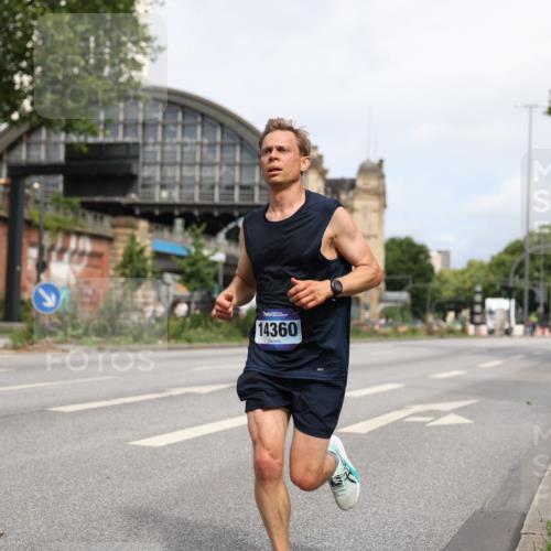 29.06.2025 - hella hamburg halbmarathon Yannick Fuchs http://msf.ph/oto/8155791 29.06.2025 10:16:22 20KM 6530, 11210, 12373, 14360, 14717, 14766, 14933, 15526, 16988, 17402, 19075 meine-sportfotos.de