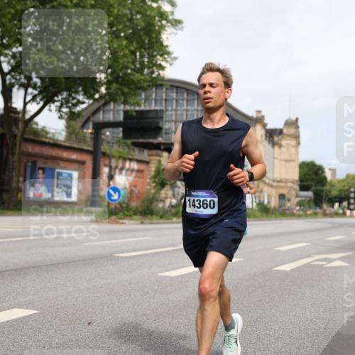 29.06.2025 - hella hamburg halbmarathon Yannick Fuchs http://msf.ph/oto/8155807 29.06.2025 10:16:23 20KM 6530, 11210, 14360, 14717, 14766, 14933, 15526, 16120, 16988, 17402, 19075 meine-sportfotos.de