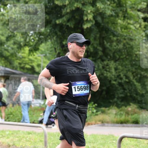 29.06.2025 - hella hamburg halbmarathon Yannick Fuchs http://msf.ph/oto/8155830 29.06.2025 10:58:24 20KM 2298, 2463, 2810, 3919, 4542, 6100, 7474, 8171, 8810, 8890, 9254, 9680, 9816, 10694, 11960, 12426, 12479, 12646, 13503, 13901, 14225, 14822, 14970, 15698, 15797, 16455, 16594, 16753, 17533, 18321, 18440, 18739, 19240 meine-sportfotos.de