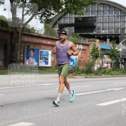 29.06.2025 - hella hamburg halbmarathon Yannick Fuchs http://msf.ph/oto/8155840 29.06.2025 10:16:24 20KM 6530, 11210, 14360, 14717, 14766, 14933, 16120, 16988, 17402, 19075 meine-sportfotos.de