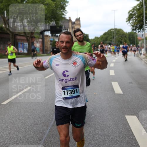29.06.2025 - hella hamburg halbmarathon Yannick Fuchs http://msf.ph/oto/8155864 29.06.2025 10:38:08 20KM 3109, 3116, 3124, 3146, 3437, 5506, 5692, 6495, 6705, 6991, 7093, 7185, 7451, 8145, 8218, 8664, 8900, 9043, 9114, 9931, 10246, 10493, 11153, 11648, 11778, 11848, 12327, 12438, 12623, 12657, 13348, 13897, 14690, 14861, 15383, 15932, 16105, 16301, 16547, 16549, 16648, 16720, 17376, 17391, 17403, 17516, 17912, 18678, 18775, 18942, 19090 meine-sportfotos.de