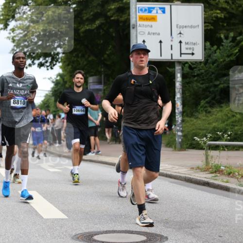29.06.2025 - hella hamburg halbmarathon Yannick Fuchs http://msf.ph/oto/8155893 29.06.2025 10:58:25 20KM 2298, 2463, 2810, 3919, 4542, 6100, 7474, 8171, 8810, 8890, 9254, 9680, 9816, 10694, 11960, 12426, 12479, 12646, 13901, 14225, 14822, 14970, 15698, 15797, 16455, 16594, 16753, 17533, 18321, 18440, 18739, 19240 meine-sportfotos.de