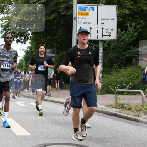 29.06.2025 - hella hamburg halbmarathon Yannick Fuchs http://msf.ph/oto/8155922 29.06.2025 10:58:25 20KM 2298, 2463, 2810, 3919, 4542, 6100, 7474, 8171, 8810, 8890, 9254, 9680, 9816, 10694, 11960, 12426, 12479, 12646, 13901, 14225, 14822, 14970, 15698, 15797, 16455, 16594, 16753, 17533, 18321, 18440, 18739, 19240 meine-sportfotos.de
