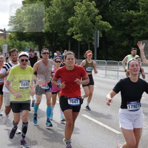 29.06.2025 - hella hamburg halbmarathon Jannik Wohlers http://msf.ph/oto/8155932 29.06.2025 10:16:59 Lombardsbrücke 1083, 1477, 2305, 2860, 3464, 3466, 3802, 3803, 4194, 4852, 5023, 6126, 6128, 6520, 6522, 7011, 7291, 7410, 7445, 7566, 7647, 7844, 7945, 8210, 8253, 8309, 8351, 8433, 8895, 9152, 9259, 10377, 10460, 10592, 10620, 11102, 12042, 12166, 12668, 14199, 14208, 14209, 14648, 14877, 14950, 15293, 15465, 16024, 16555, 16817, 17058, 17628, 17717, 17927, 18039, 18060, 18108, 18344, 18469, 18526, 18564 meine-sportfotos.de