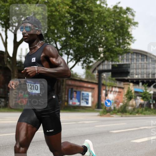 29.06.2025 - hella hamburg halbmarathon Yannick Fuchs http://msf.ph/oto/8155936 29.06.2025 10:16:30 20KM 6530, 11210, 14717, 14766, 14933, 16120, 16988, 17402, 19075 meine-sportfotos.de