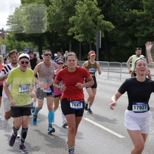 29.06.2025 - hella hamburg halbmarathon Jannik Wohlers http://msf.ph/oto/8155947 29.06.2025 10:16:59 Lombardsbrücke 1083, 1477, 2305, 2860, 3464, 3466, 3802, 3803, 4194, 4852, 5023, 6126, 6128, 6520, 6522, 7011, 7291, 7410, 7445, 7566, 7647, 7844, 7945, 8210, 8253, 8309, 8351, 8433, 8895, 9152, 9259, 10377, 10460, 10592, 10620, 11102, 12042, 12166, 12668, 14199, 14208, 14209, 14648, 14877, 14950, 15293, 15465, 16024, 16555, 16817, 17058, 17628, 17717, 17927, 18039, 18060, 18108, 18344, 18469, 18526, 18564 meine-sportfotos.de